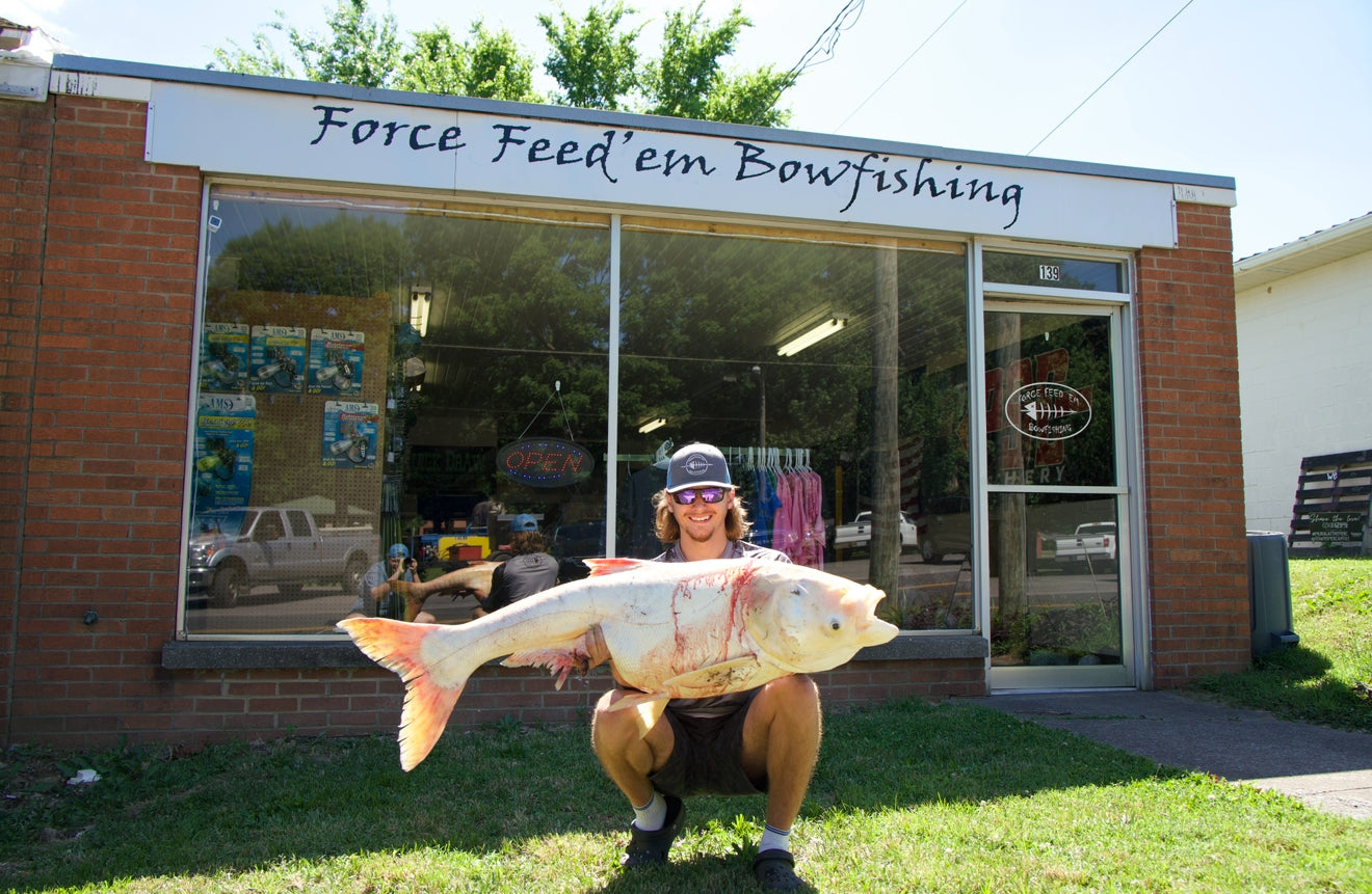 Bowfishing Capital, Max Wadlington, Bighead Carp, best in bowfishing arrows and bows