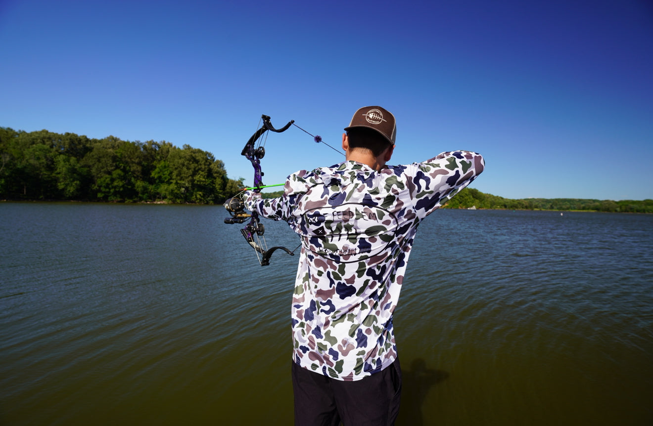 the bowfishing shop the best arrows the best bow top ten Max Wadlington bowfishing boat bowfishing arrow bowfishing bow bowfishing clothes bowfishing hat bowfishing merch bowfishing rest bowfishing reel oneida osprey megamouth muzzy AMS 